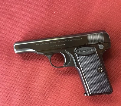 BROWNING BELGIUM 1955, 380 CAL., IN BROWNING RED INSERT ZIPPER CASE THAT BROWNING APPEARS UNFIRED 99+++% COND. - Image 3 of 4