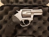 CHARTER ARMS POLICE UNDERCOVER 6-SHOT .38 REVOLVER NEW-IN-BOX S/S (#73840) - 4 of 5