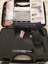 SMITH AND WESSON S&W M AND P M&P .22 PISTOL 10-ROUND 1 MAG MODEL 122000 4" BBL AMBI SAFETY - 1 of 2