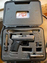 SPRINGFIELD XDS-9 3.3" BBL 9MM BI-TONE LIKE NEW 2 MAGS XDS - 1 of 15