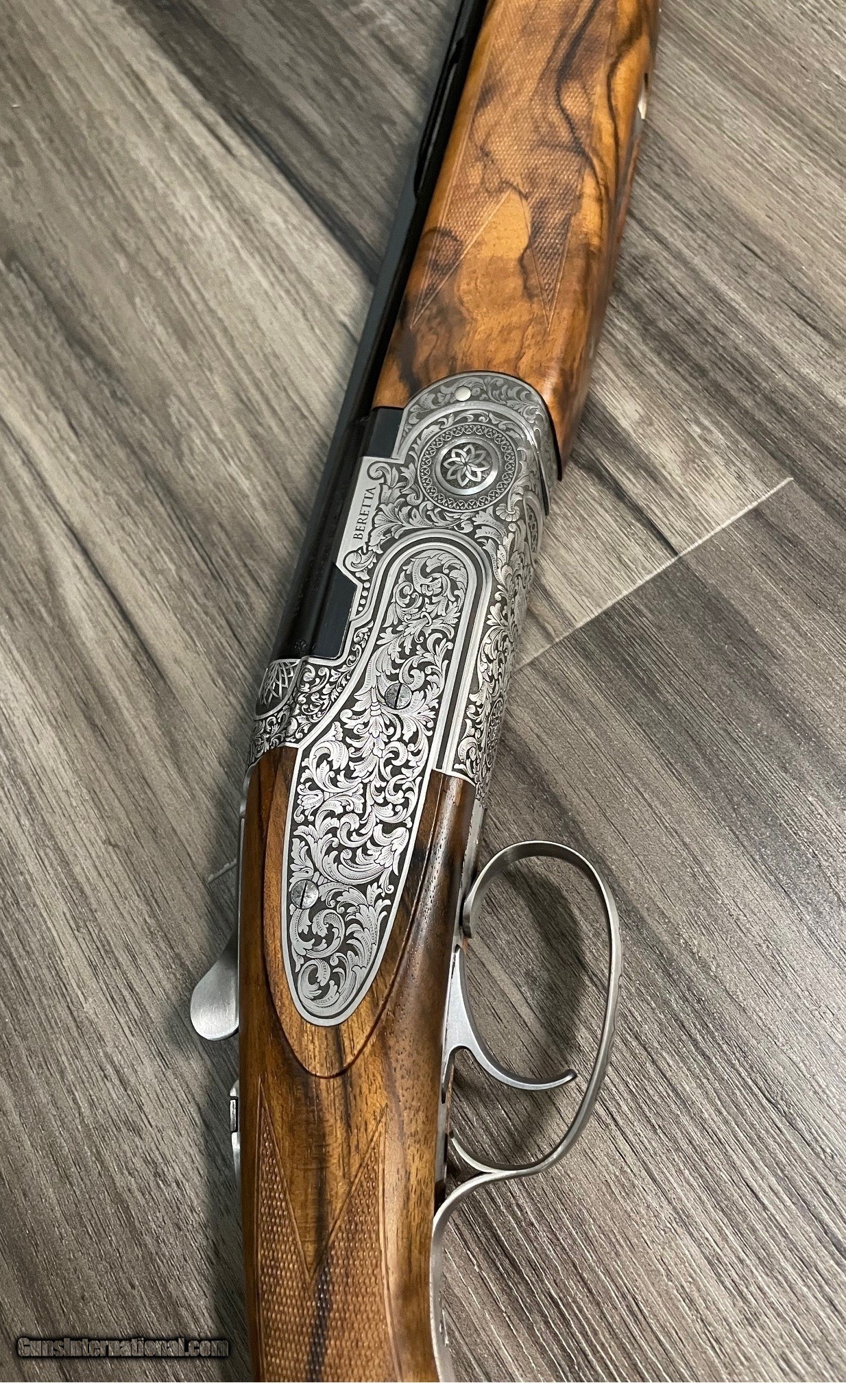 Beretta 687 EELL Classic 20ga 30" O&U shotgun Scroll engraved
