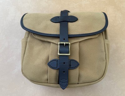 Filson Small field bag heavy canvas & leather mint condition