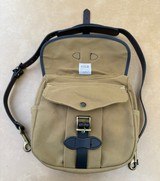 Filson Small field bag heavy canvas & leather mint condition - Image 3 of 4