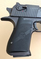 **NICE** Desert Eagle MK XIX in 50AE Black Oxide. Original Case and Docs. DE50 Magnum Research - 4 of 15