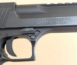 **NICE** Desert Eagle MK XIX in 50AE Black Oxide. Original Case and Docs. DE50 Magnum Research - 5 of 15