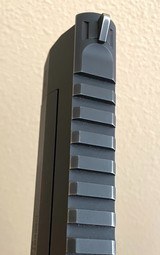 **NICE** Desert Eagle MK XIX in 50AE Black Oxide. Original Case and Docs. DE50 Magnum Research - 13 of 15