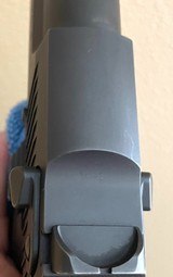 **NICE** Desert Eagle MK XIX in 50AE Black Oxide. Original Case and Docs. DE50 Magnum Research - 12 of 15