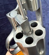 *MINT* Smith and Wesson S&W 460ES 460 ES Emergency BEAR Survival Tool Kit 500 500ES ES - 7 of 15