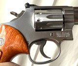 **CLEAN** Smith and Wesson S&W 617 dash 4
stainless 10 Shot 22LR with 6