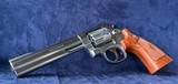 **CLEAN** Smith and Wesson S&W 617 dash 4
stainless 10 Shot 22LR with 6