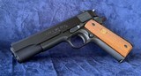 **FANTASTIC** 1987 Colt 1911 Government Series 80 45 ACP with original matching insert and sleeve. 99% Condition - 2 of 20