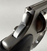 **RARE** 1989 Smith and Wesson S&W DAO model 60 dash 3 factory bobbed hammer 3