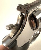**OUTSTANDING** Smith and Wesson S&W 686 NO LOCK 7 shot 2.5
