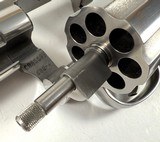 **FANTASIC** Smith and Wesson S&W NO LOCK 7 shot 686 dash 4 with a 2.5