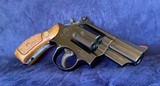 1974 Smith and Wesson S&W 19 dash 3 357 mag with 2.5