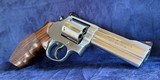**EXCELLENT** Smith and Wesson S&W 686 dash 5 revolver with 4