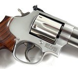 **EXCELLENT** Smith and Wesson S&W 686 dash 5 revolver with 4