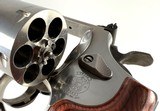 **OUTSTANDING** No Lock Smith and Wesson S&W 629 dash 5 Classic Carry 3
