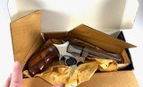 **OUTSTANDING** Smith and Wesson S&W 631 32 H&R mag 4