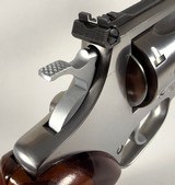 **OUTSTANDING** Smith and Wesson S&W 631 32 H&R mag 4