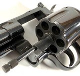 **FANTASTIC** 1975 Colt Python with 2.5