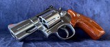 **FANTASTIC** 99% Smith and Wesson S&W NO LOCK 686 dash 4 with 2.5