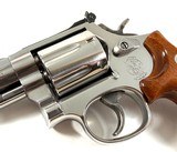 **FANTASTIC** 99% Smith and Wesson S&W NO LOCK 686 dash 4 with 2.5