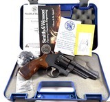 **RARE** Smith and Wesson S&W model 29 dash 8 MOUNTAIN GUN 44 mag with 4