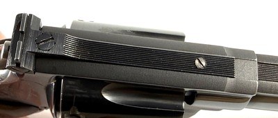**OLD SCHOOL** 1987 Smith and Wesson S&W model 29 with 6