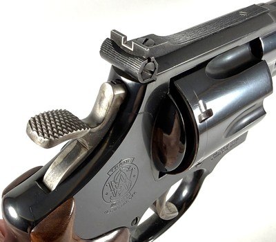 **OLD SCHOOL** 1987 Smith and Wesson S&W model 29 with 6