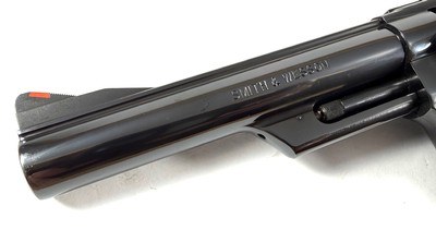 Nice 1986 Smith and Wesson S&W 29 with 6