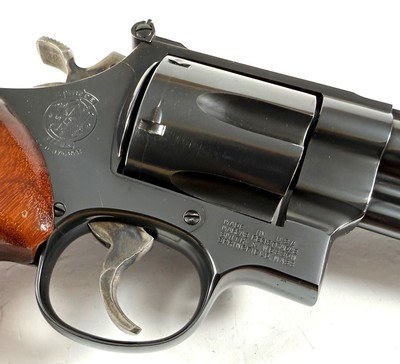 Nice 1986 Smith and Wesson S&W 29 with 6