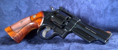 **BEAUTIFUL** 1980 Smith and Wesson S&W 27 dash 2 with 4