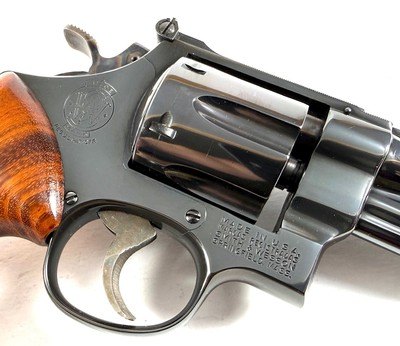 **BEAUTIFUL** 1980 Smith and Wesson S&W 27 dash 2 with 4