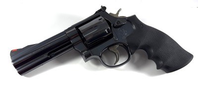 *SUPER NICE* Smith and Wesson S&W 586 dash 5 with 4