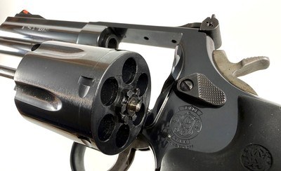 *SUPER NICE* Smith and Wesson S&W 586 dash 5 with 4