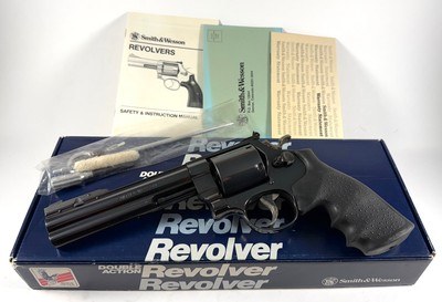 **OUTSTANDING** 99% Smith and Wesson S&W Lew Horton 29 dash 3 Silhouette ADJ front sight original box paperwork tools 
