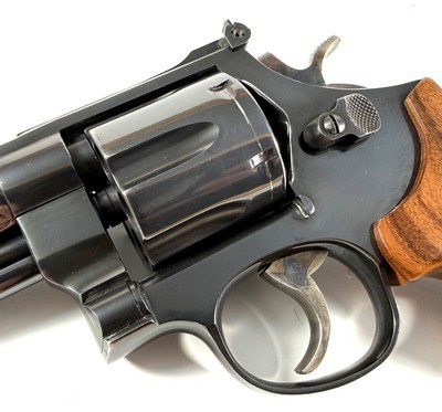 **LETTERED** Lew Horton Smith and Wesson S&W model 24 dash 3 with 3