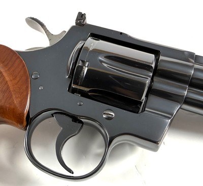**NICE** 1979 Colt Python with 4