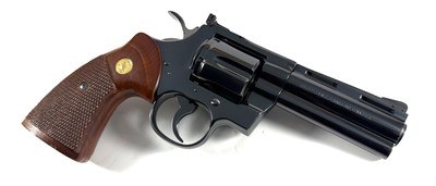 **NICE** 1979 Colt Python with 4