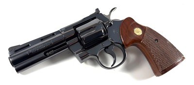 **NICE** 1979 Colt Python with 4