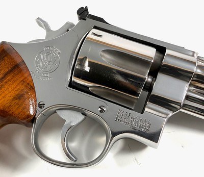 **FANTASTIC** Lettered Lew Horton Smith and Wesson S&W No Dash 624 with 3