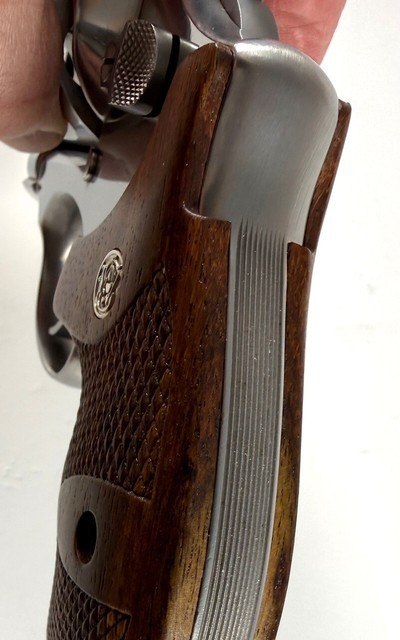 **OUTSTANDING** Smith and Wesson S&W model 624 No Dash with 3