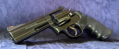 Scarce NO LOCK Smith and Wesson S&W 586 dash 4 with 4