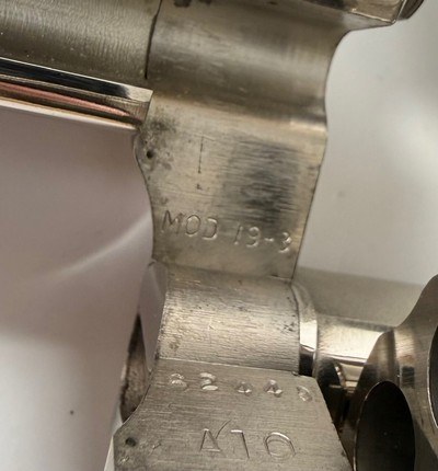 **GORGEOUS** 1975 NICKEL Smith and Wesson S&W model 19 dash 3 with 2.5