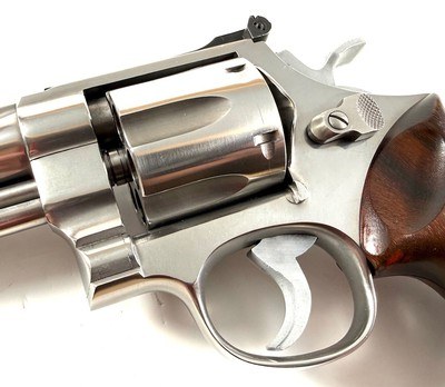 **OUTSTANDING** Smith and Wesson S&W No Dash model 624 with 6.5