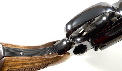 **FANTASTIC** RARE 1 of 250 LEW HORTON Smith and Wesson S&W 29 dash 10 with 3
