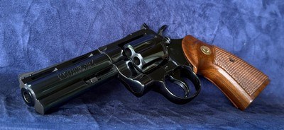 **SUPER NICE** 1979 Colt Python with 4