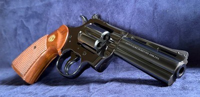 **SUPER NICE** 1979 Colt Python with 4