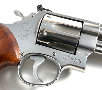 **BEAUTIFUL** Smith and Wesson S&W 629 dash 1 with 4